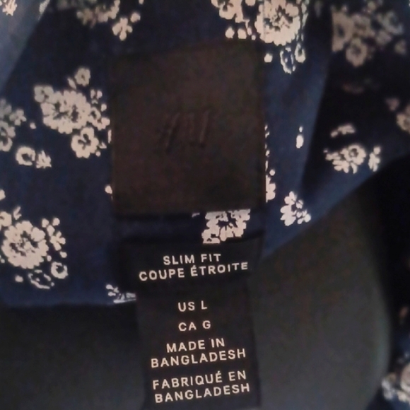 H&M Dark Blue Floral Button Down Slim Fit Shirt, L - Picture 5 of 8